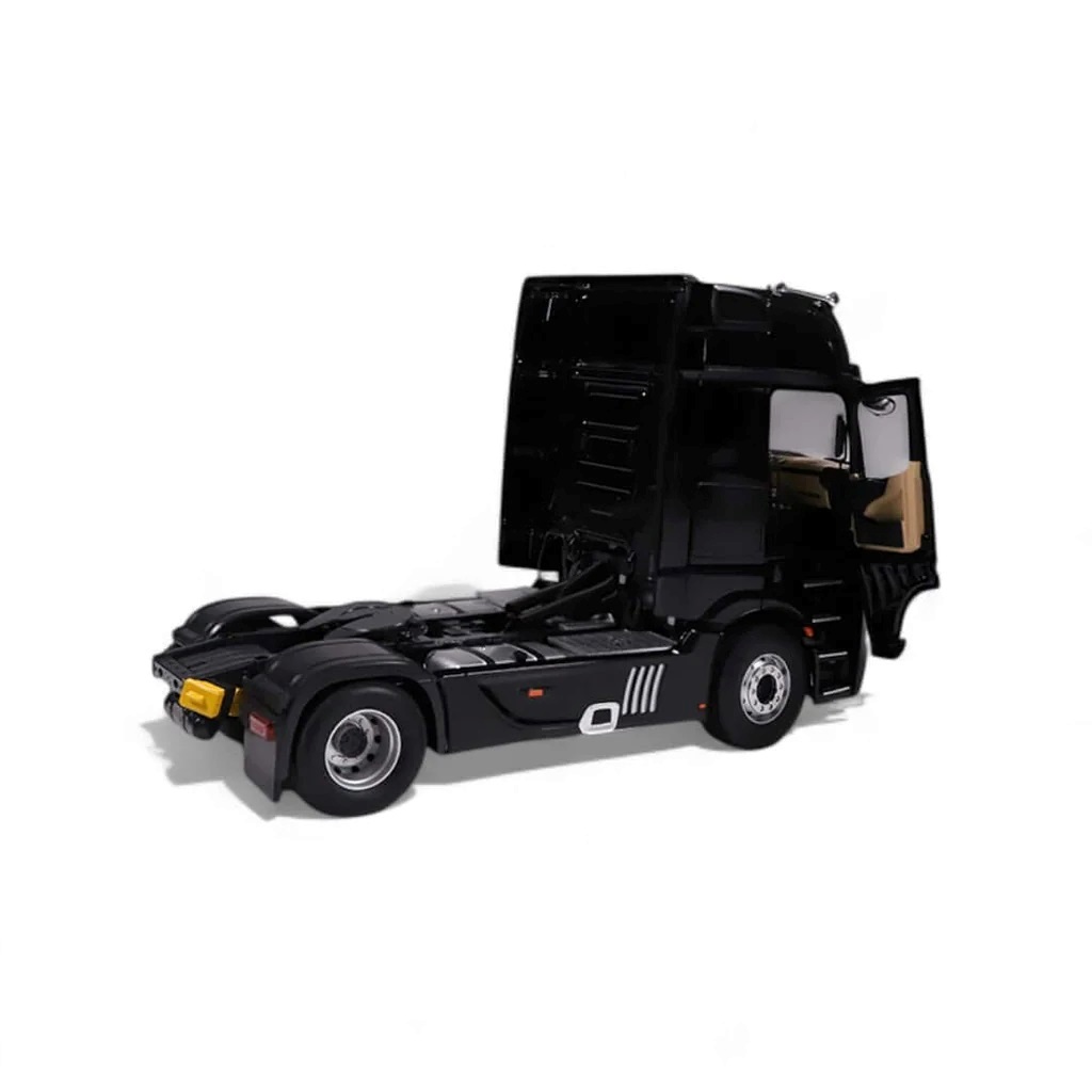 Mercedes-Benz Actros + Lohr car transporter black 1:18 NZG