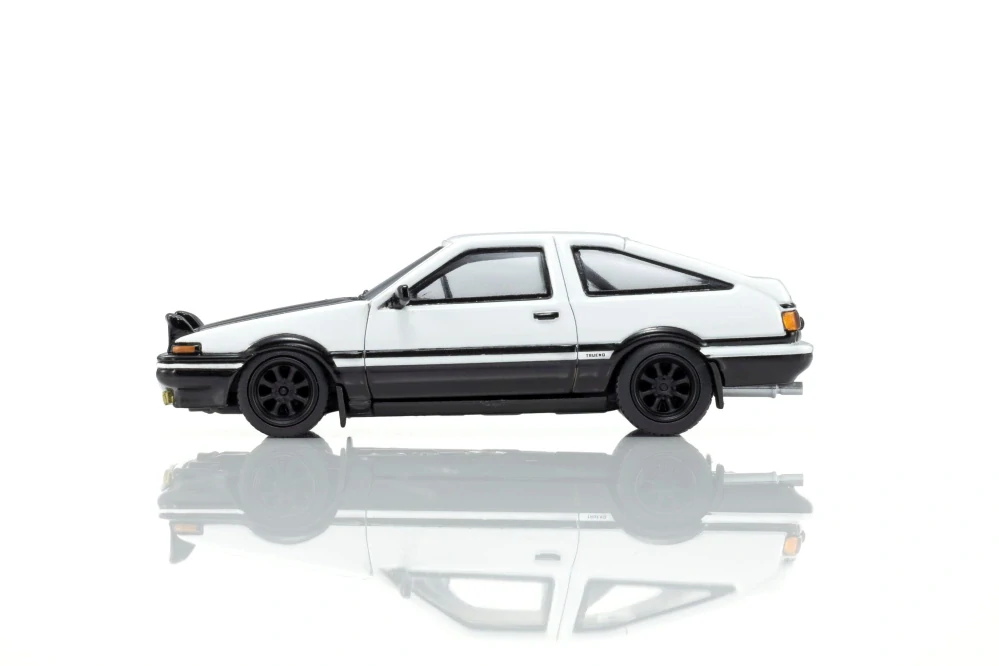 Toyota Sprinter *Initial D* 1995 With Led white/black 1:64 Kyosho