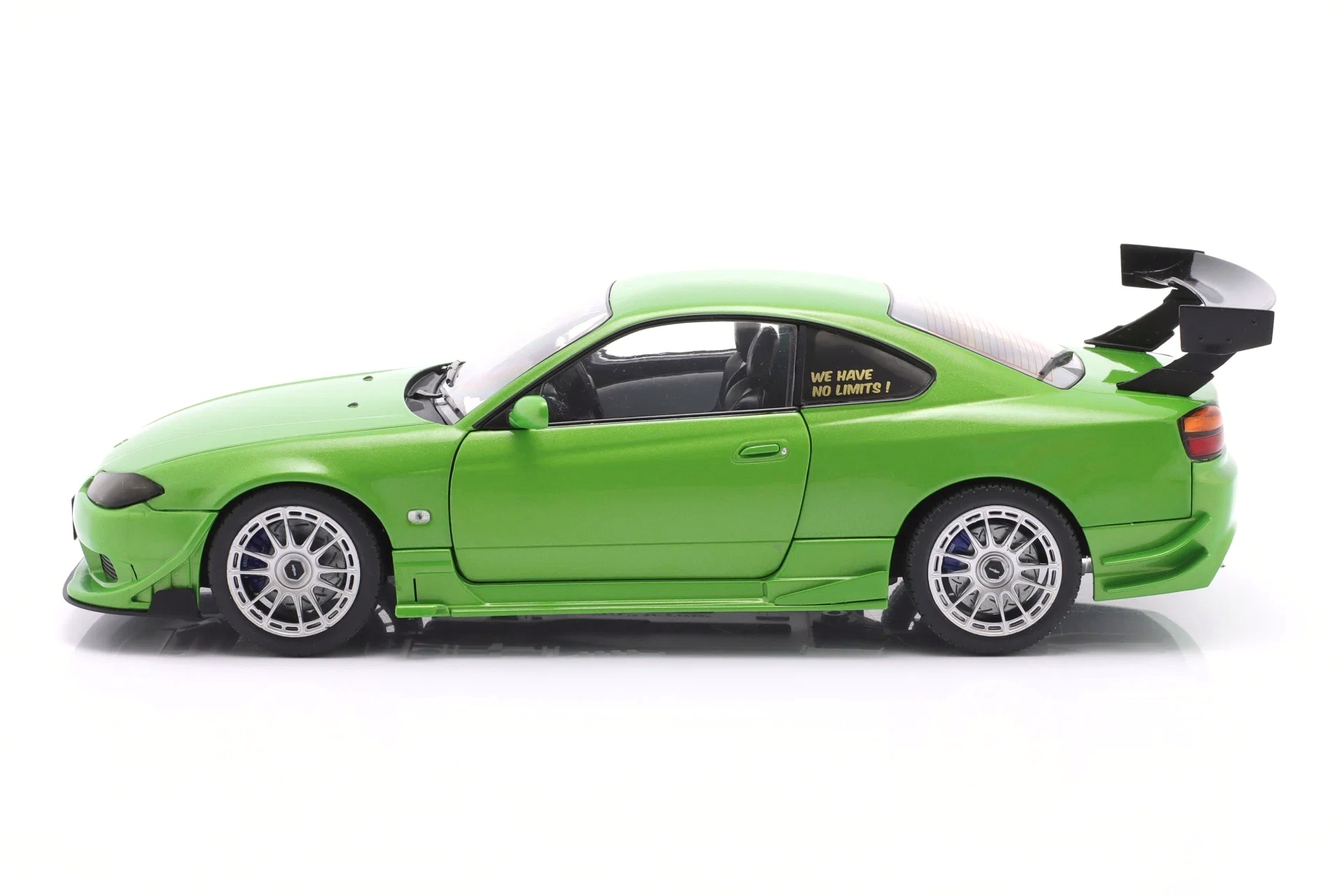 Nissan Silvia S15 SPEC-R Aero green 1:18 Solido