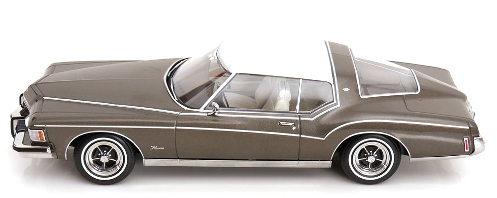 Buick Riviera 1973 grey metallic/white 1:18 KK Scale