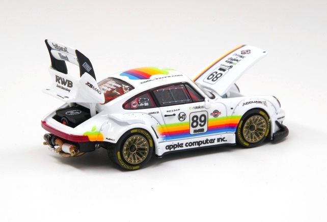 Porsche RWB 930 *Apple* white/decor 1:64 Almost Real
