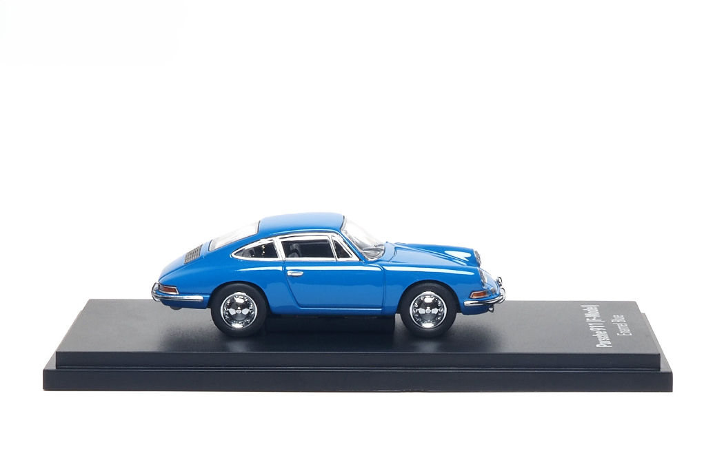 Porsche 911 (F-Model) enamel blue 1:64 Almost Real