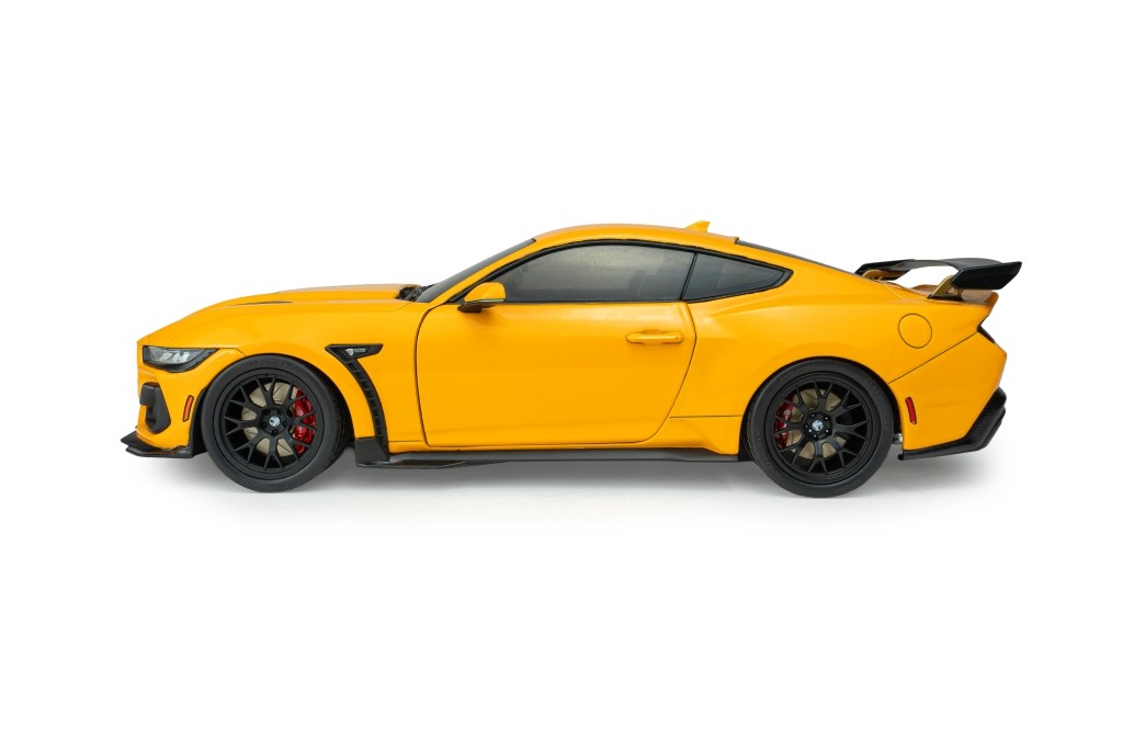 Ford Shelby Mustang Super Snake 2025 orange 1:18 Solido