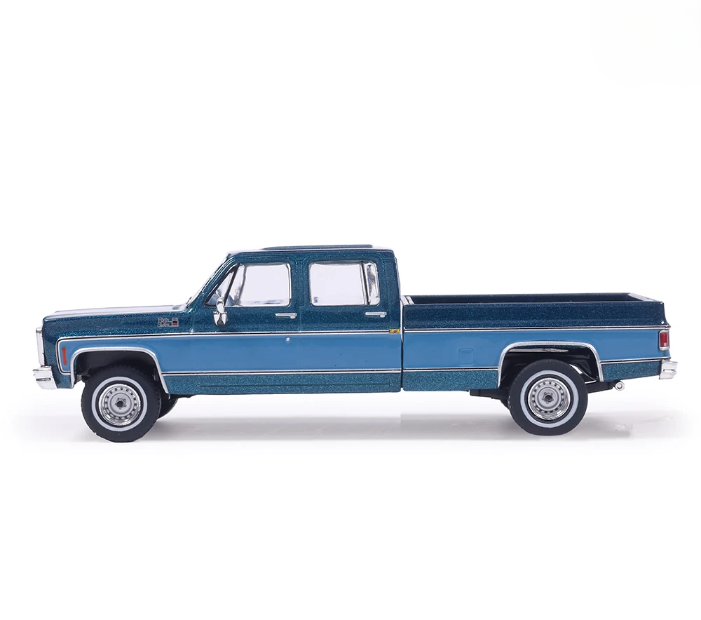 GMC High Sierra K2500 Crew Cab Wideside 1980 dark blue/medium blue metallic 1:64 Ixo America