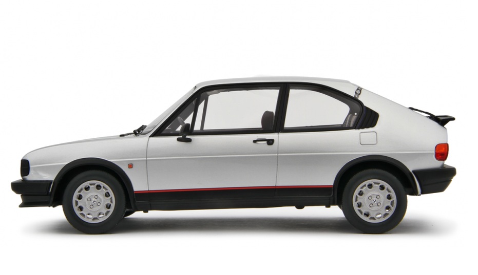 Alfa Romeo Alfasud TI Q.V. 1982 grey metallic 1:18 Laudoracing Model