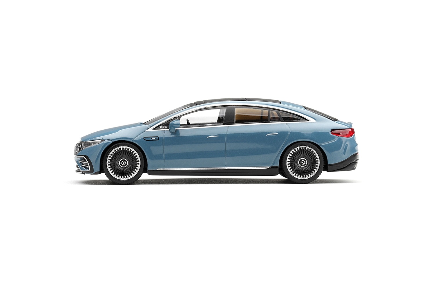 Mercedes-Benz EQS 53 2021 nautic blue metallic 1:64 Mini GT