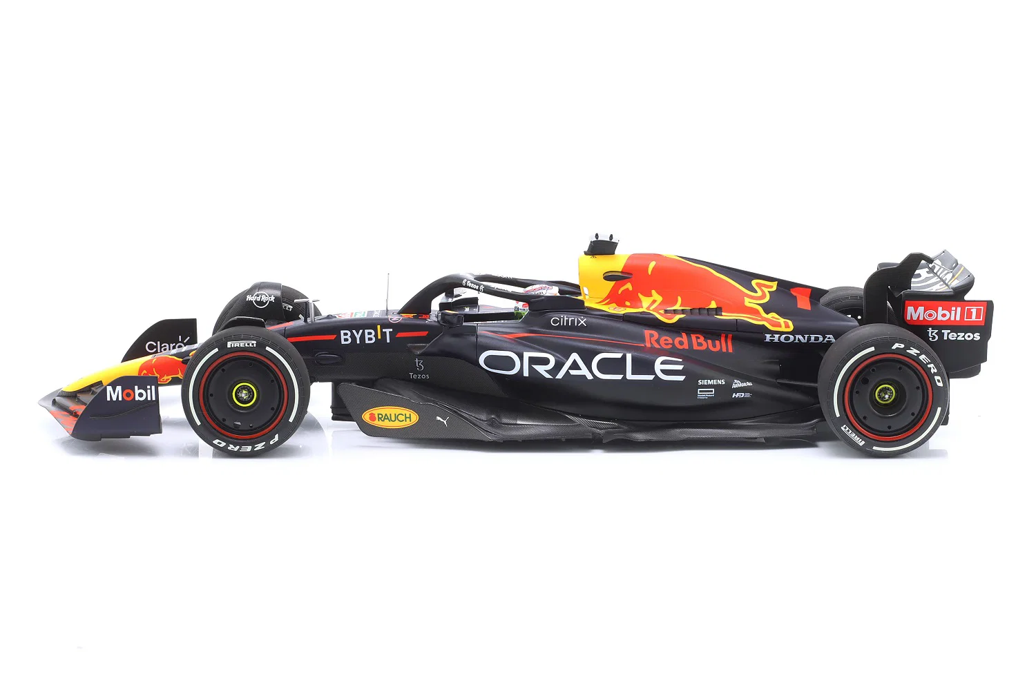 Oracle Red Bull Racing RB18 #1 M. Verstappen Winner USA GP 2022 1:18 Minichamps