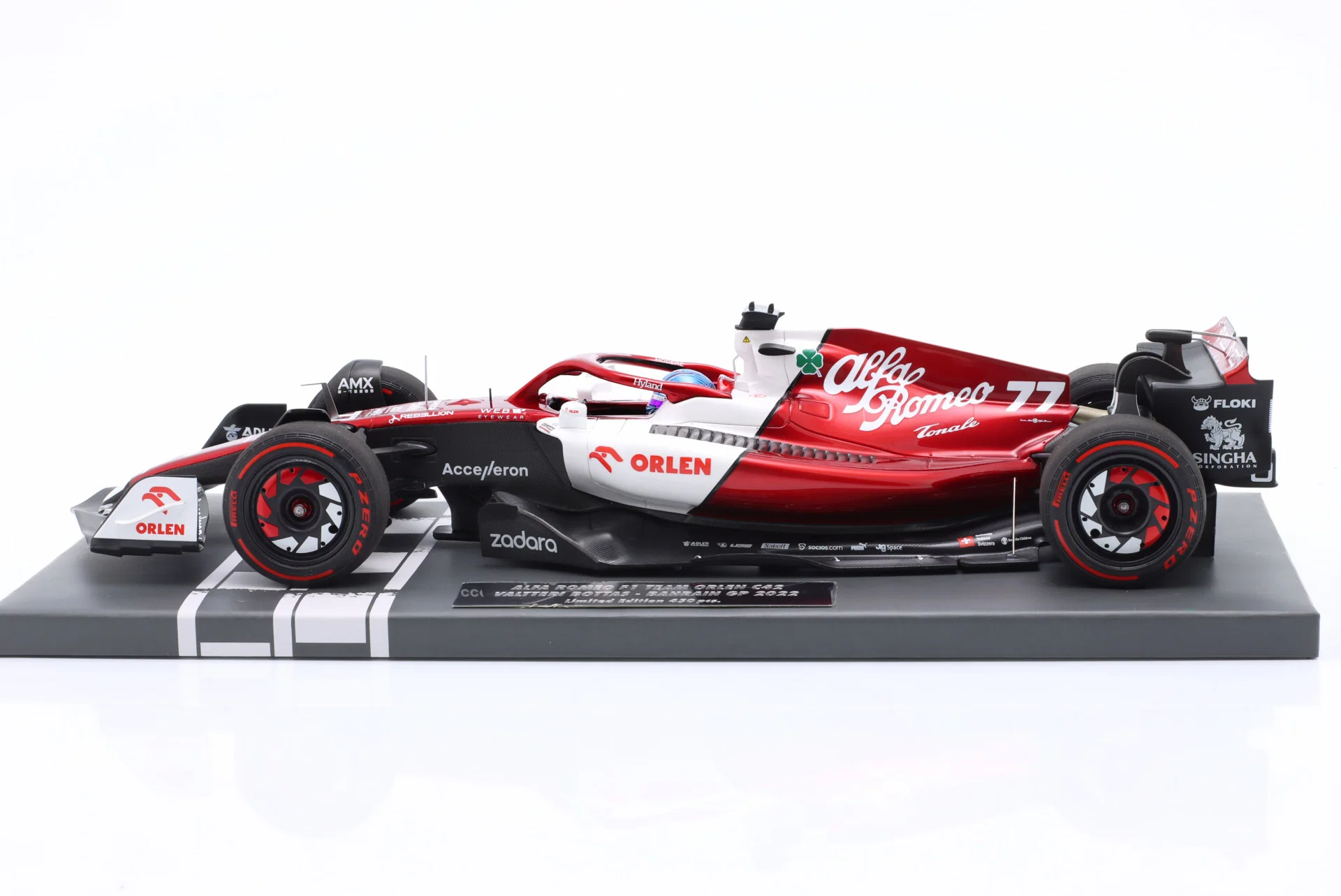 Alfa Romeo F1 Team ORLEN C42 #77 V.Botass Bahrain GP 2022 1:18 Minichamps