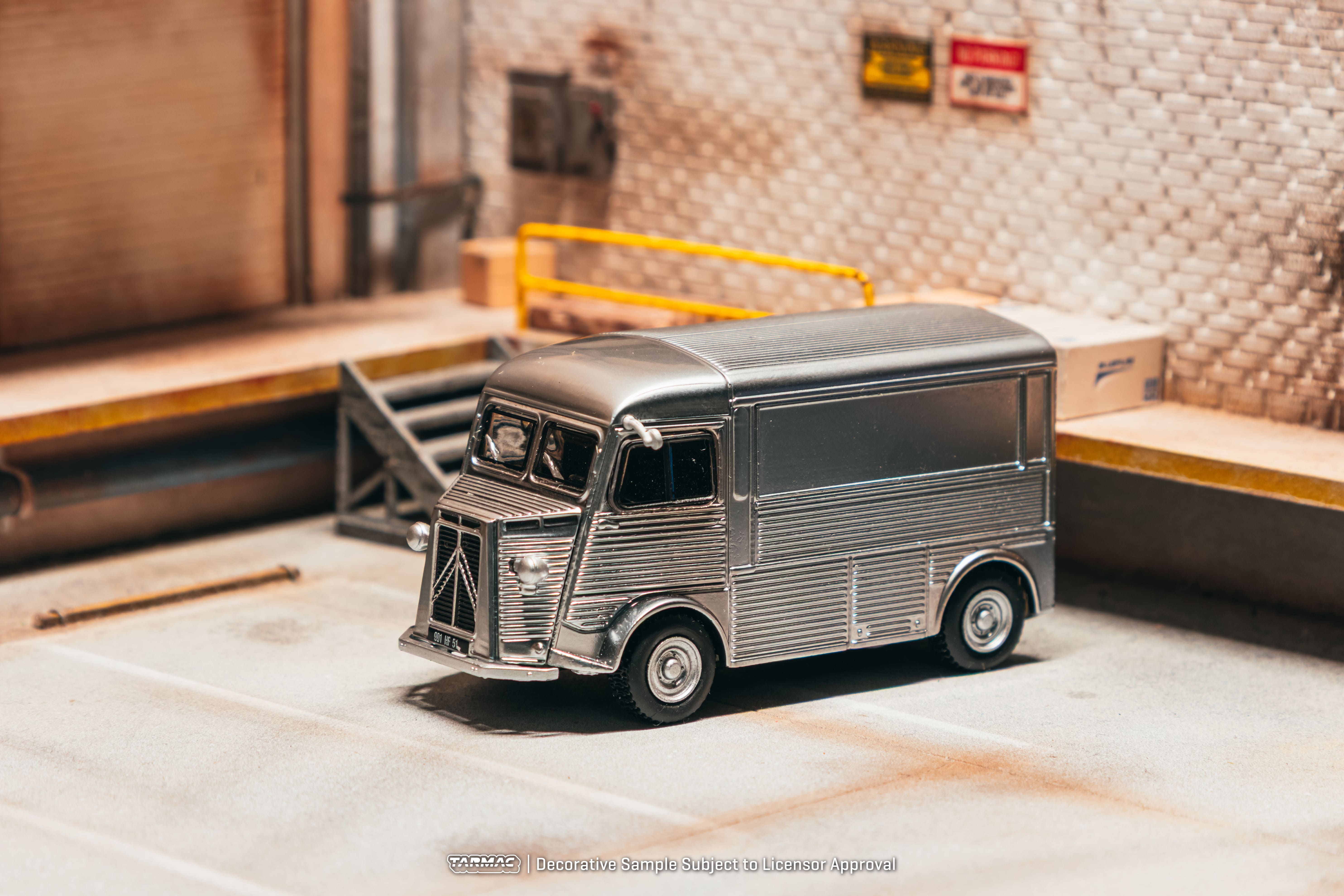 Citroën Type H 1969 silver 1:64 Tarmac