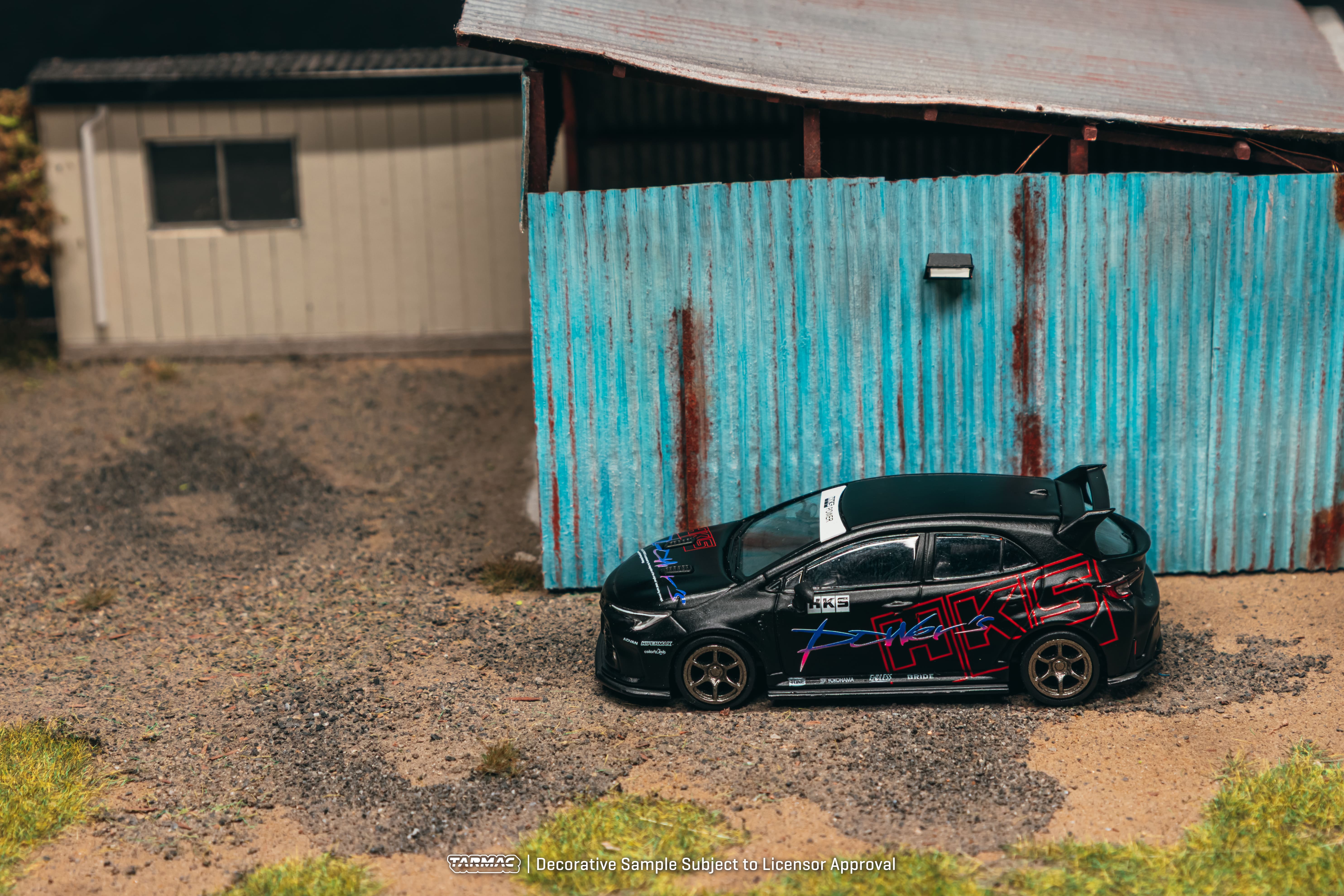 Toyota Corolla GR 2025 *HKS* chrome black 1:64 Tarmac