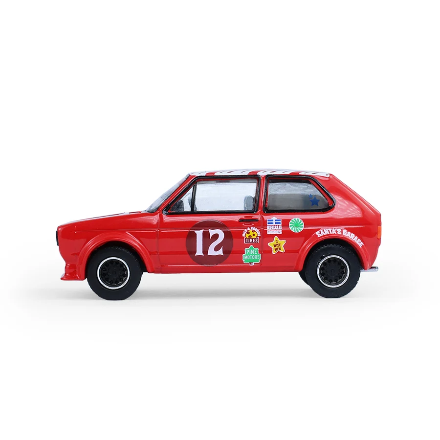 Volkswagen Golf GTI Widebody 1975 With Race Car Figure *Christmas 2025 Edition* 1:64 Greenlight