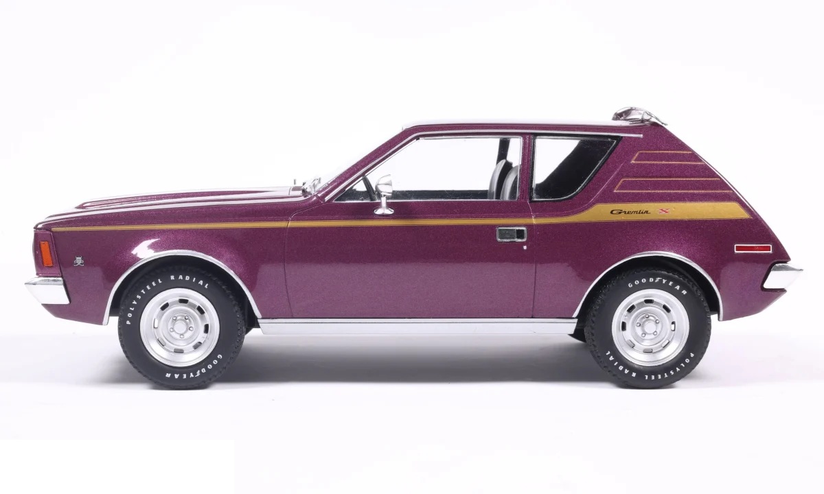 AMC Gremlin 1970 lila/gold 1:18 MCG Modelcar Group