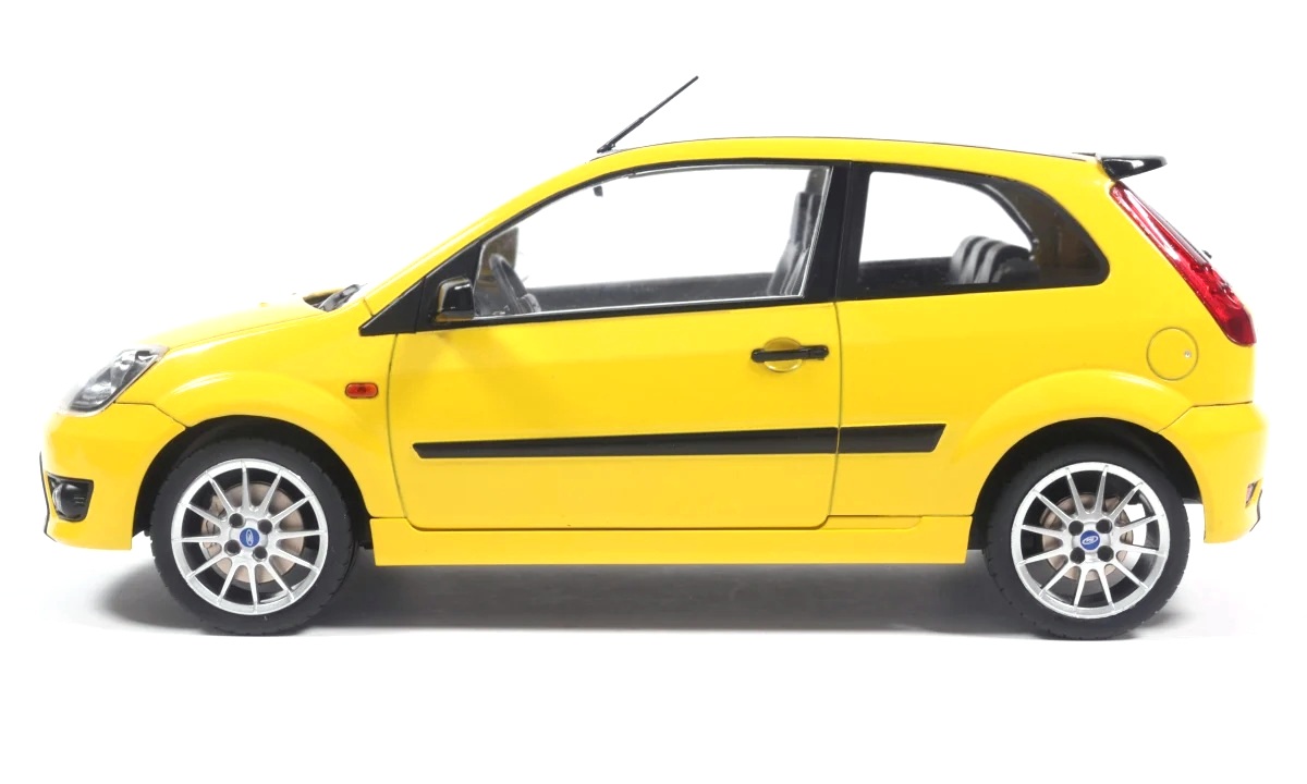 Ford Fiesta Champ 2007 yellow 1:18 MCG Modelcar Group