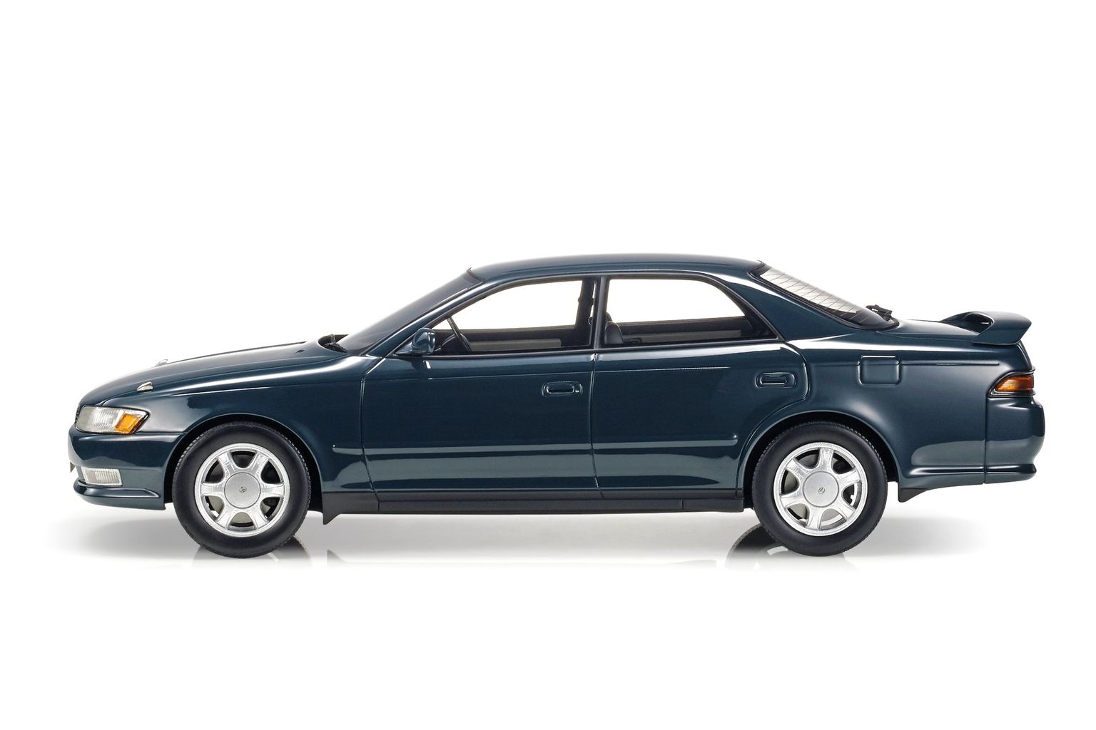 Toyota JZX90 Mark II Tourer V green 1:18 LS Collectibles