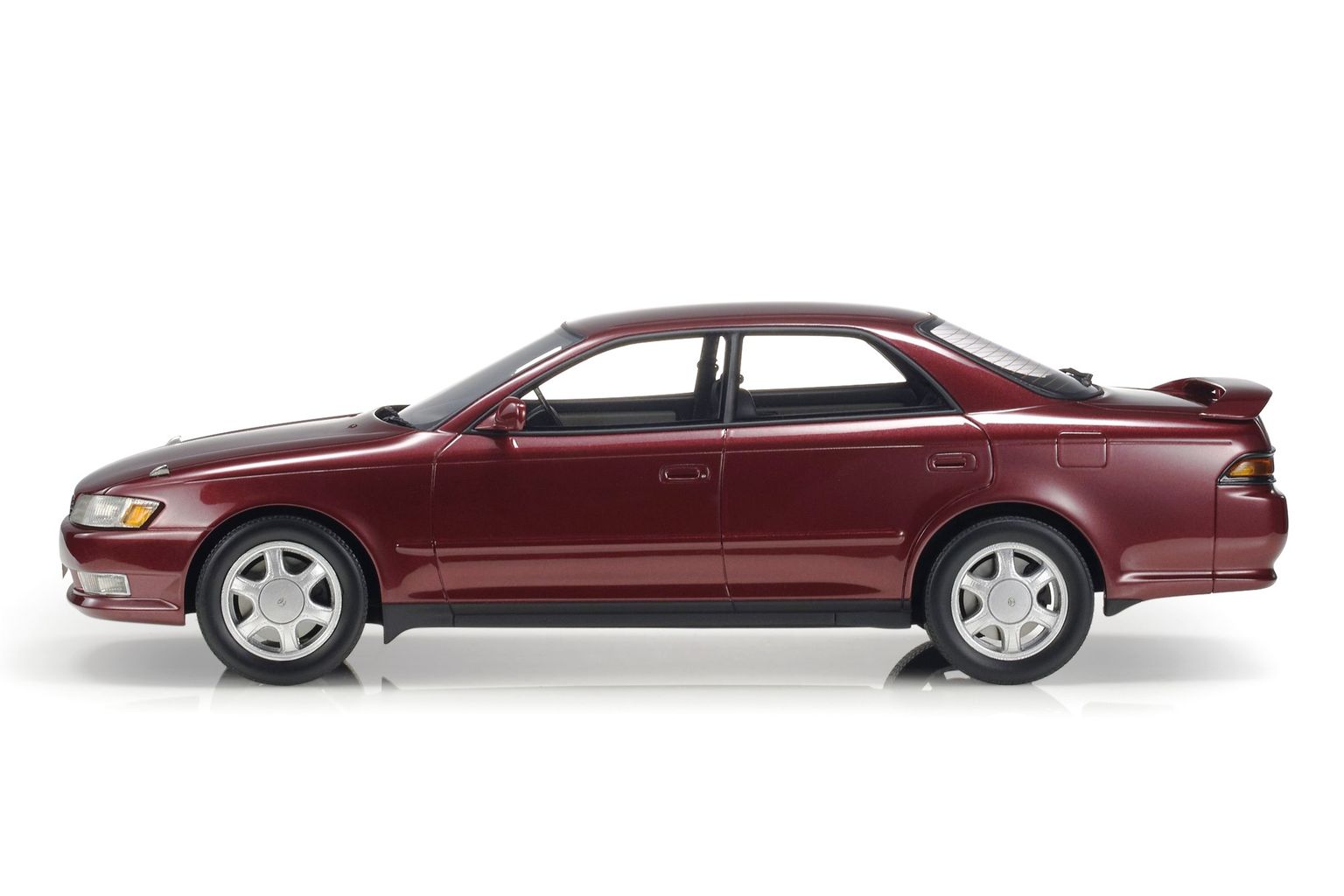 Toyota JZX90 Mark II Tourer V red 1:18 LS Collectibles