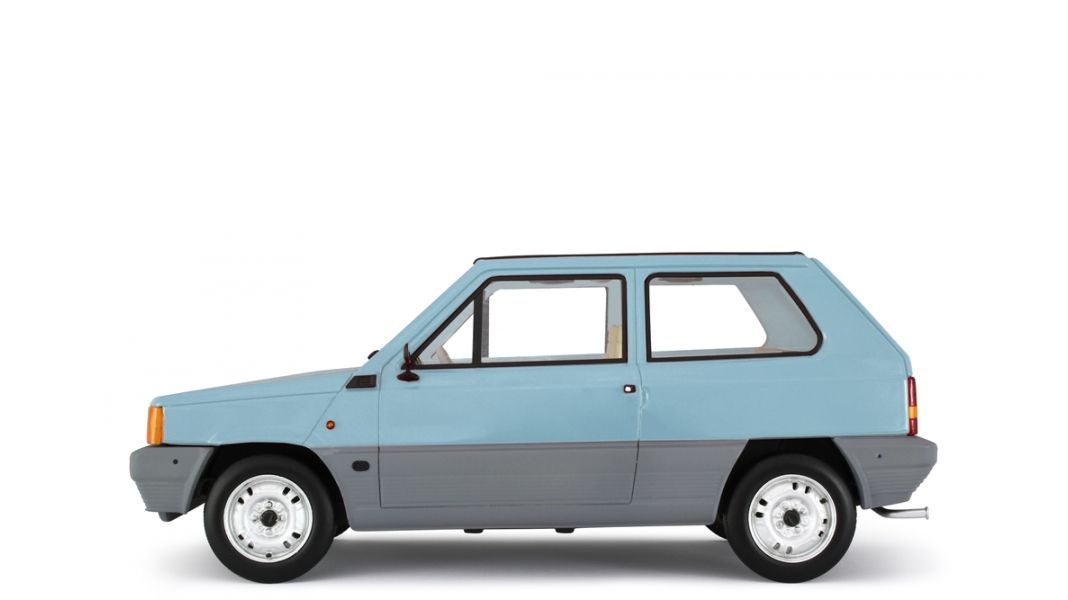 Fiat Panda 45 1980 azzurro bahia 1:18 Laudoracing Model