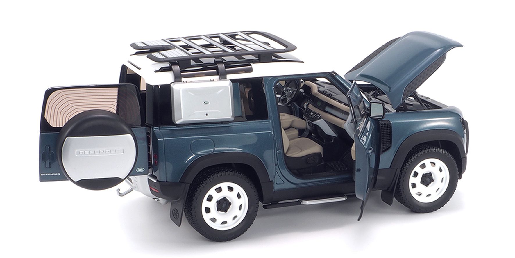 Land Rover Defender 90 2020 tasman blue 1:18 Almost Real