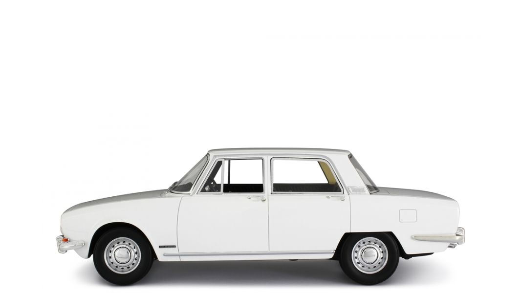 Alfa Romeo 1750 Berlina 1968 white 1:18 Laudoracing Model