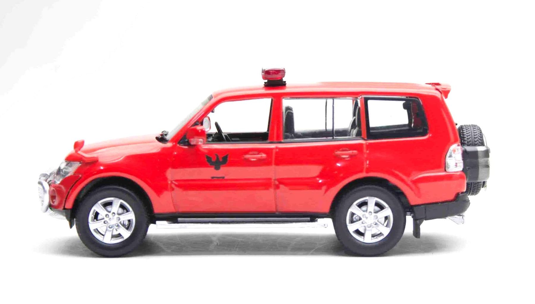 Mitsubishi Pajero *Macau Fire Department* 2011 red 1:43 Vitesse