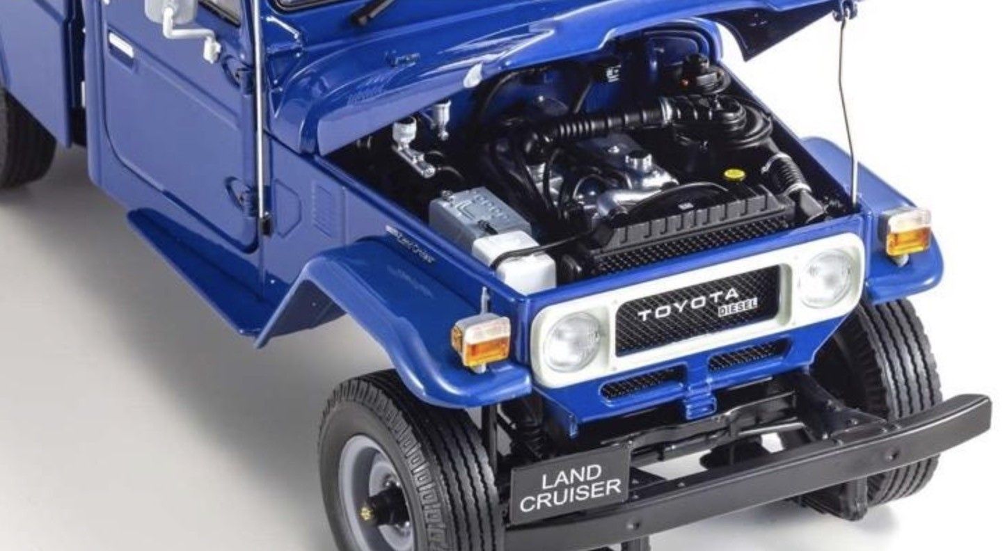 Toyota Land Cruiser 40 Pick-Up blue 1:18 Kyosho