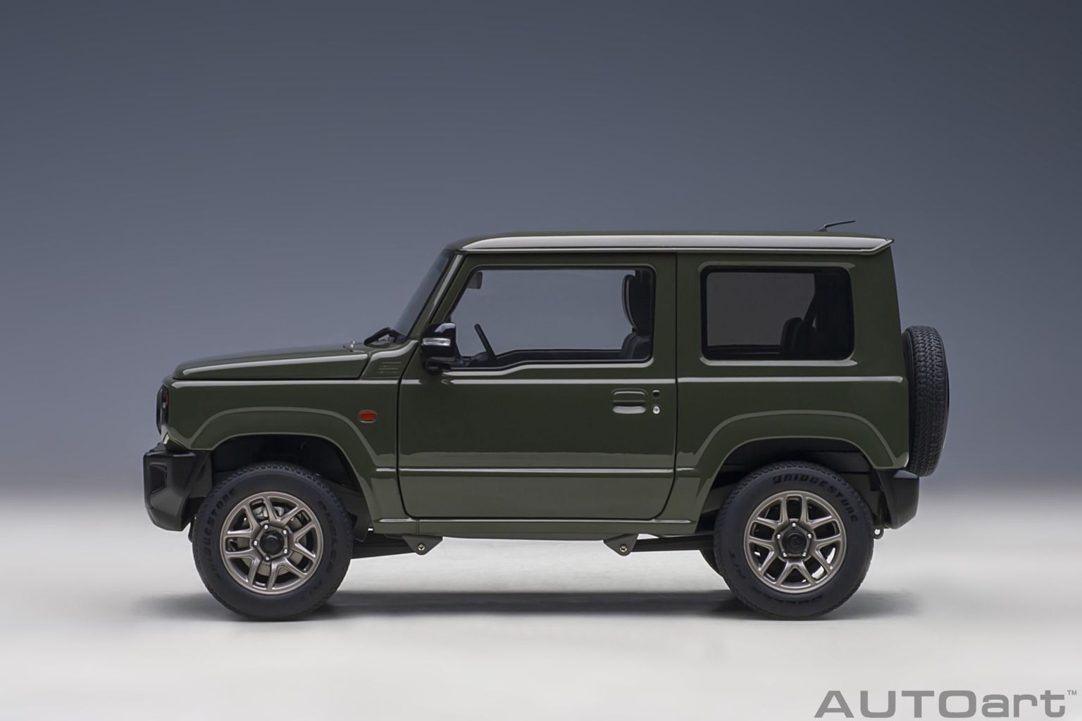 Suzuki Jimny JB64 RHD 2018 jungle green 1:18 AUTOart