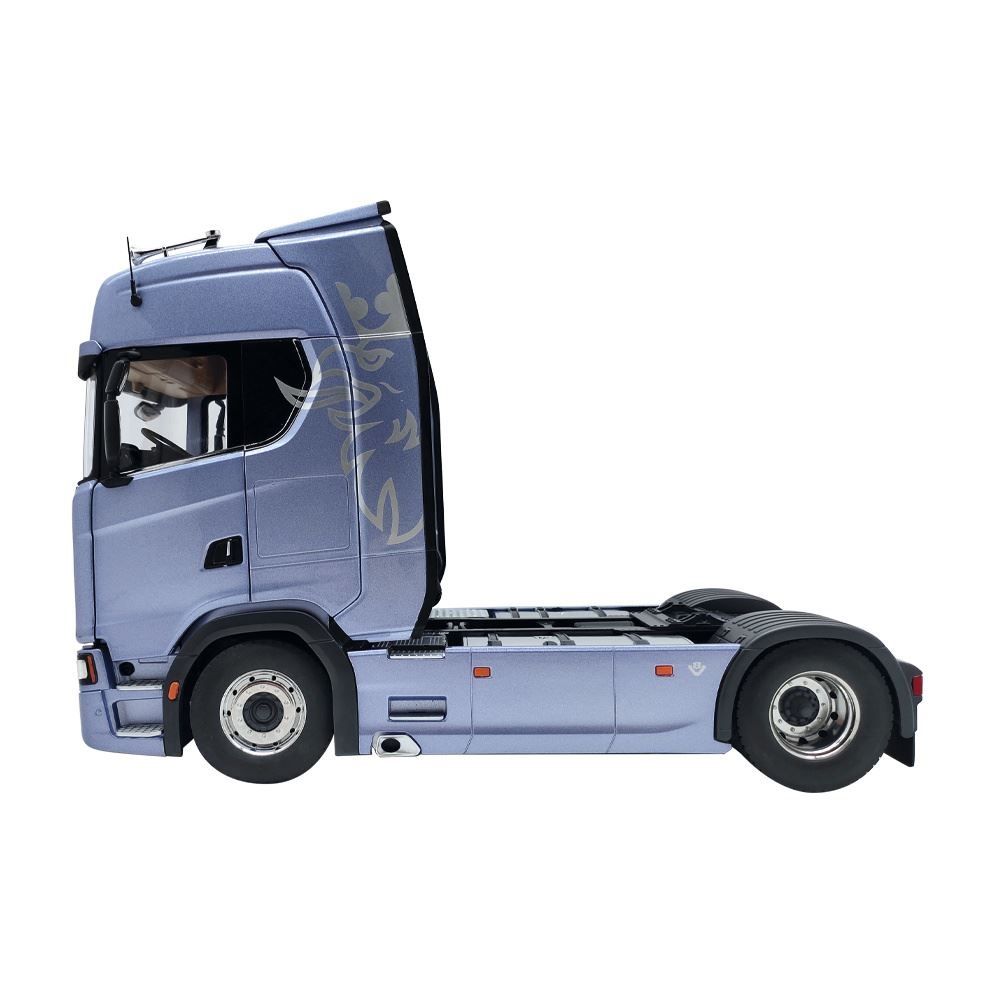 Scania V8 730S fiction blue/decor 1:18 NZG