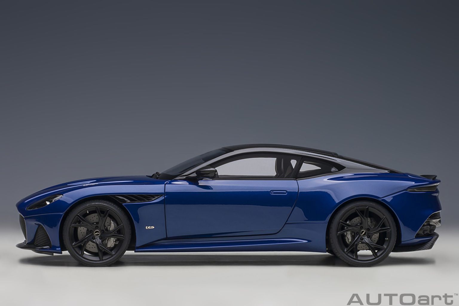 Aston Martin DBS Superleggera 2019 zaffre blue 1:18 AUTOart