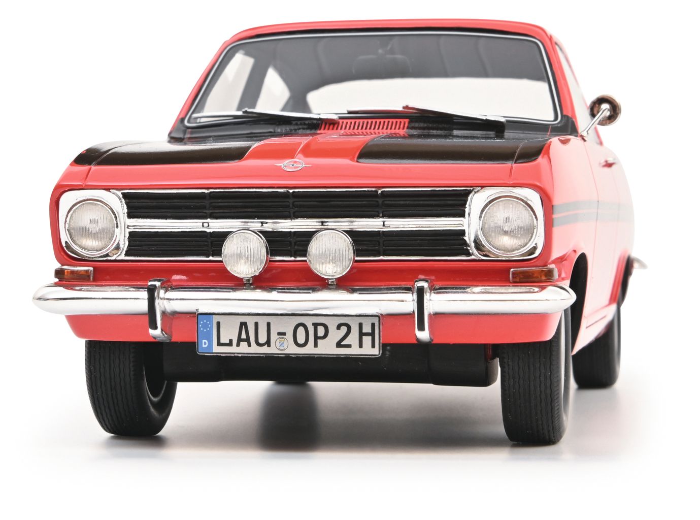 Opel Kadett Rallye Coupé red 1:18 Schuco