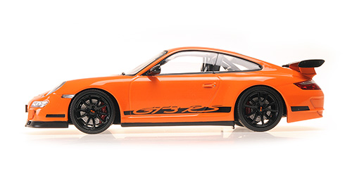 Porsche 911 GT3 RS 2007 orange 1:18 Minichamps 