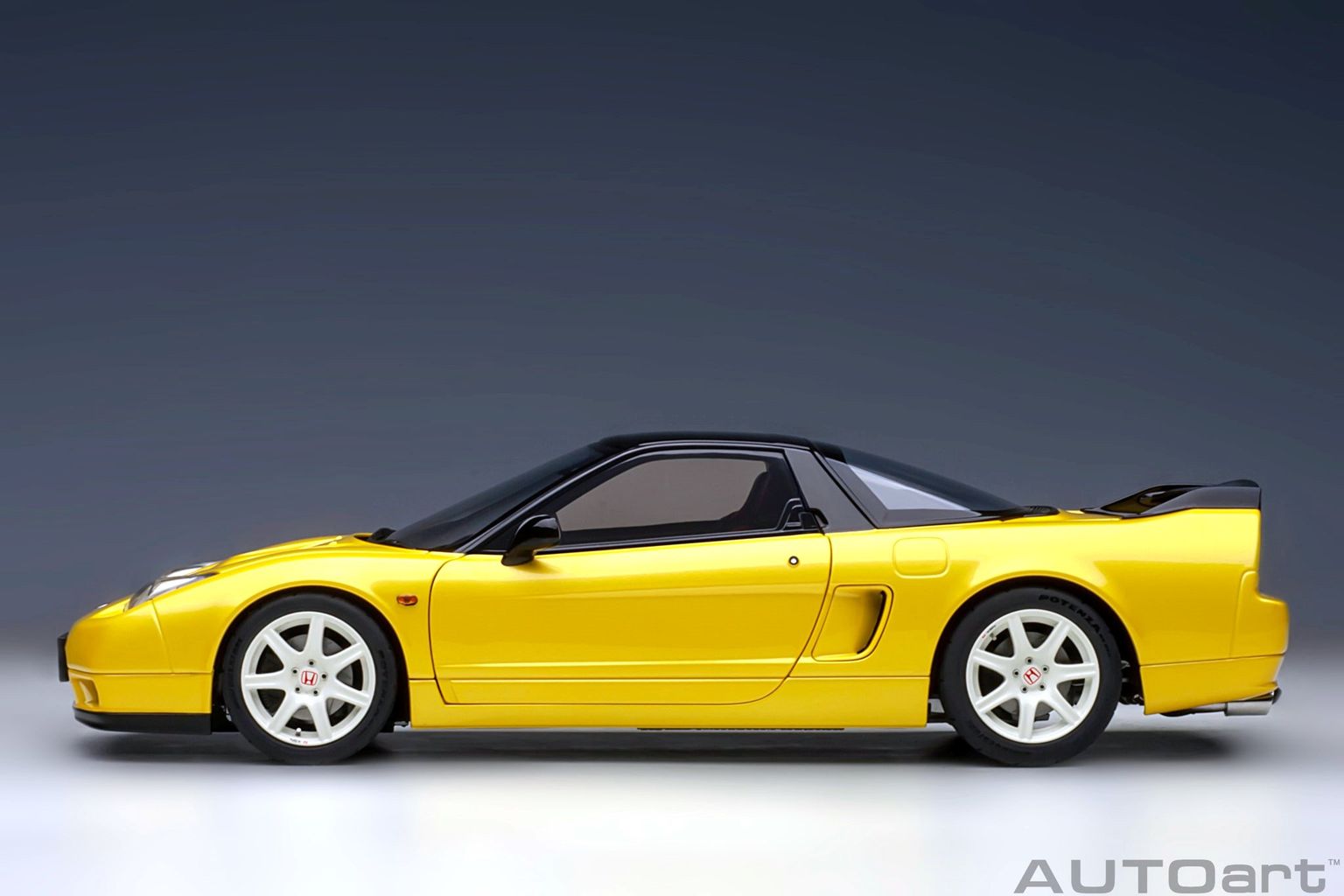 Honda NSX-R NA2 2019 indy yellow pearl 1:18 AUTOart