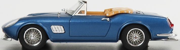 Modena 250GT California Spider Open 1961 light blue metallic 1:43 KESS Model