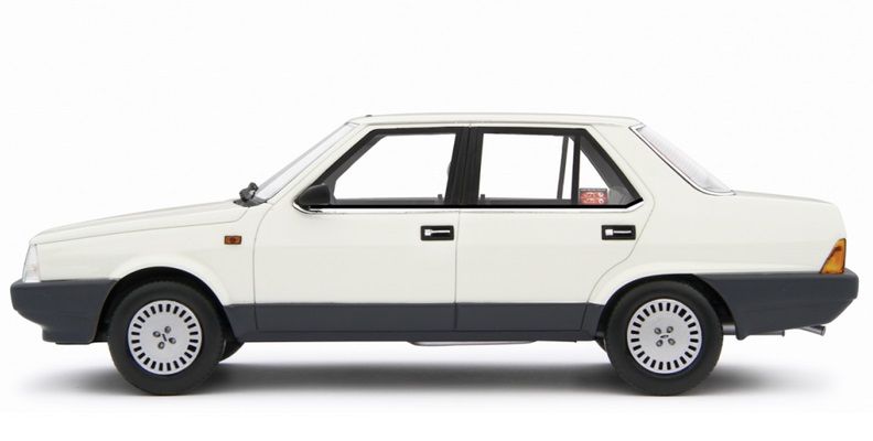 Fiat Regata 70S 1983 white 1:18 Laudoracing Model