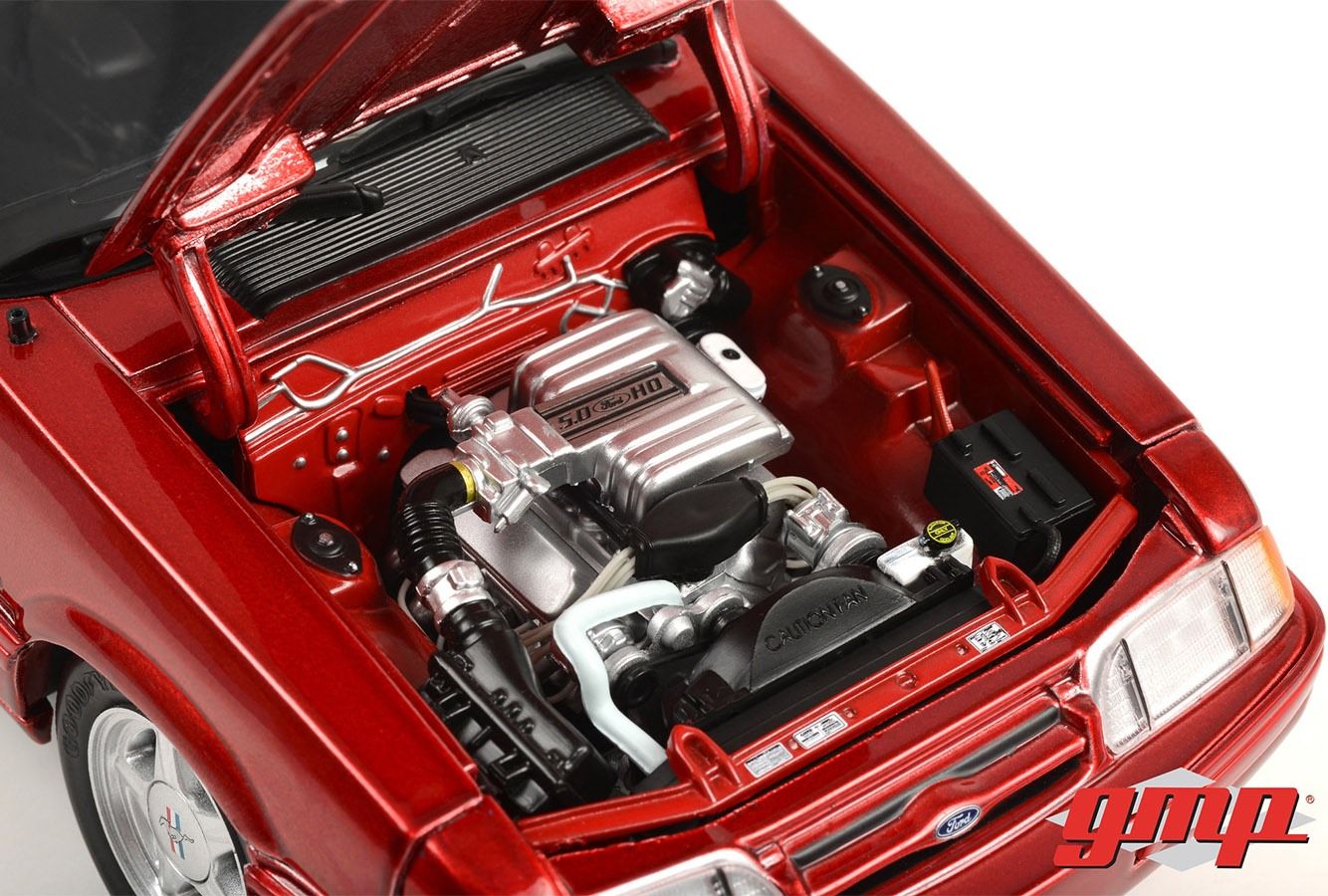 Ford Mustang LX 5.0 1993 electric red/black interior 1:18 G.M.P.