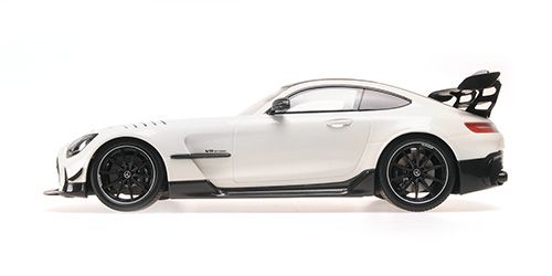 Mercedes-AMG GT Black Series 2020 white metallic 1:18 Minichamps 