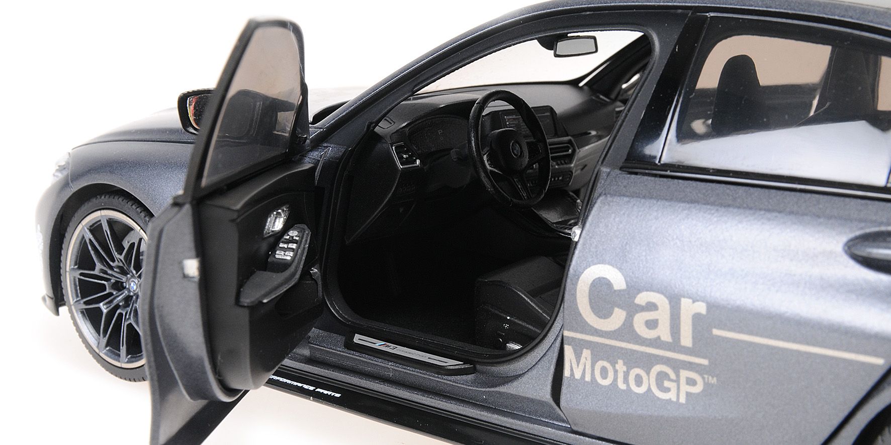 BMW M3 2020 Safety Car 1:18 Minichamps