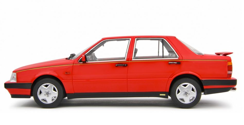 Lancia Thema 8.32 1986 rosso ferrari 1:18 Laudoracing Model