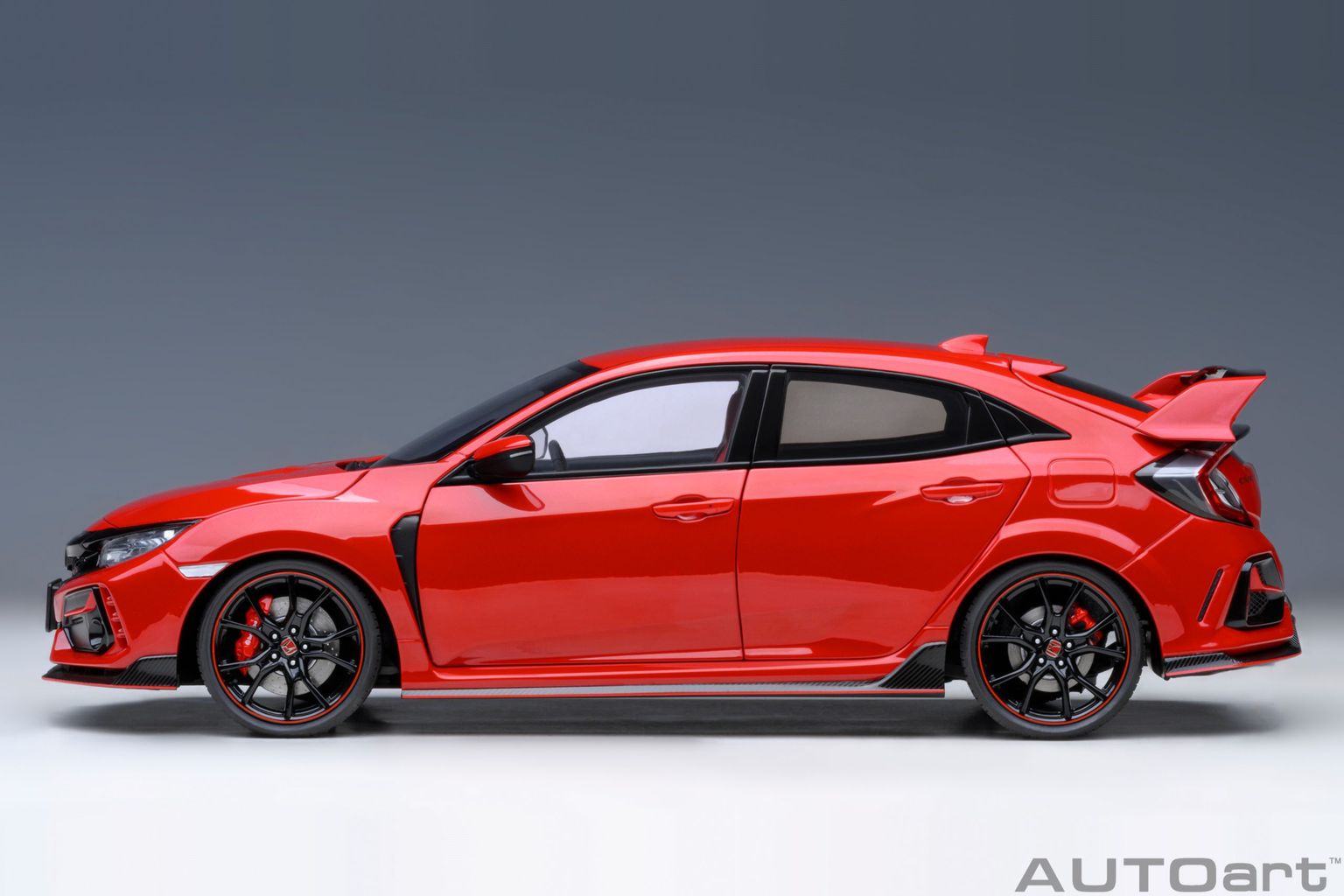 Honda Civic Type R FK8 2021 flame red 1:18 AUTOart