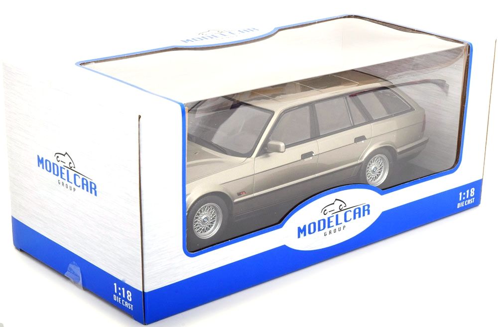 BMW 5er (E34) Touring 1991 grey 1:18 MCG Modelcar Group