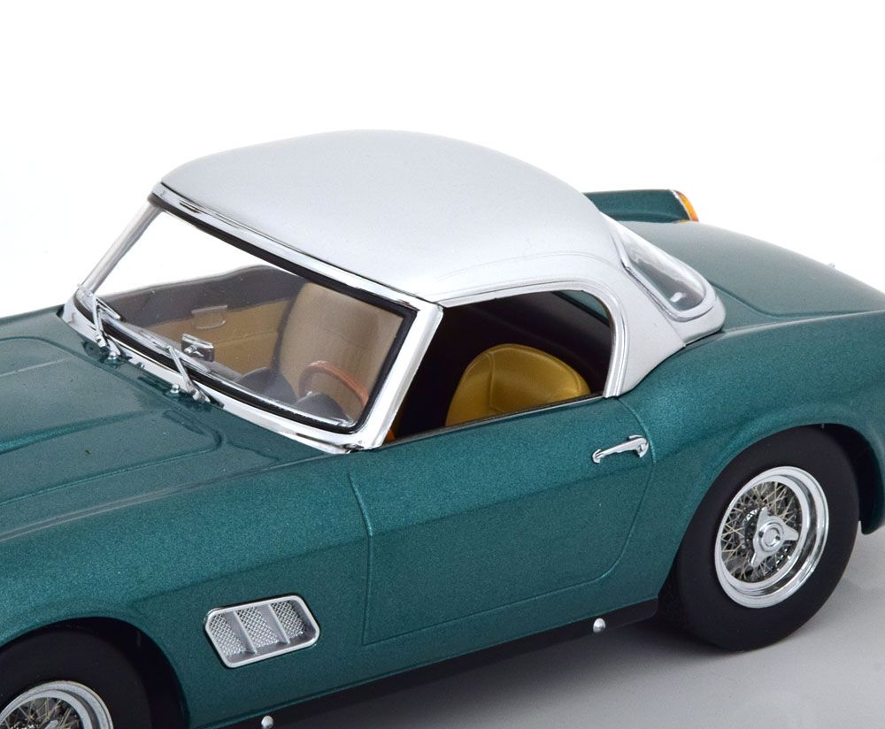 Hardtop for Ferrari 250 GT California Spyder silver 1:18 KK Scale