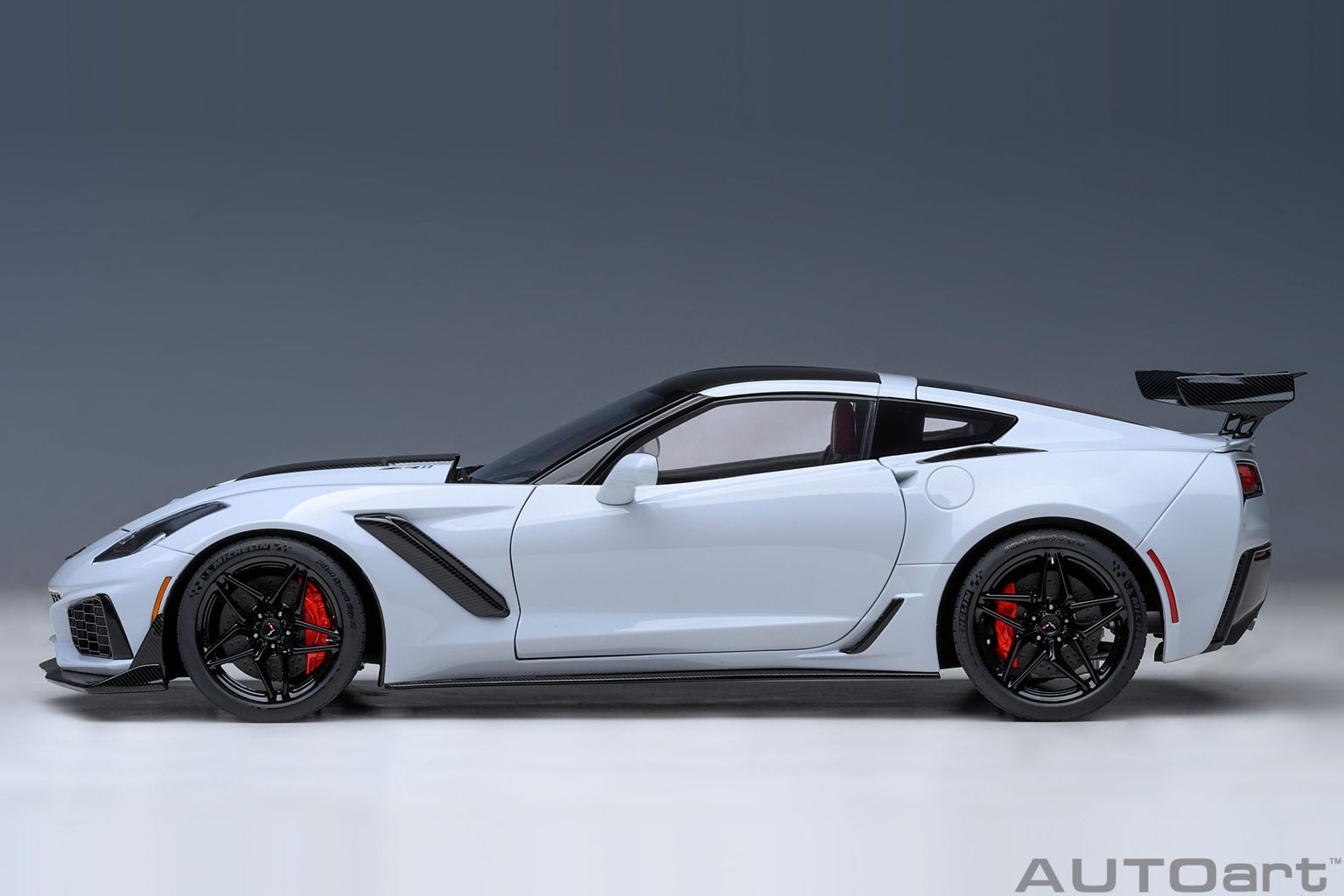 Chevrolet Corvette C7 ZR1 2019 ceramic matrix grey metallic 1:18 AUTOart