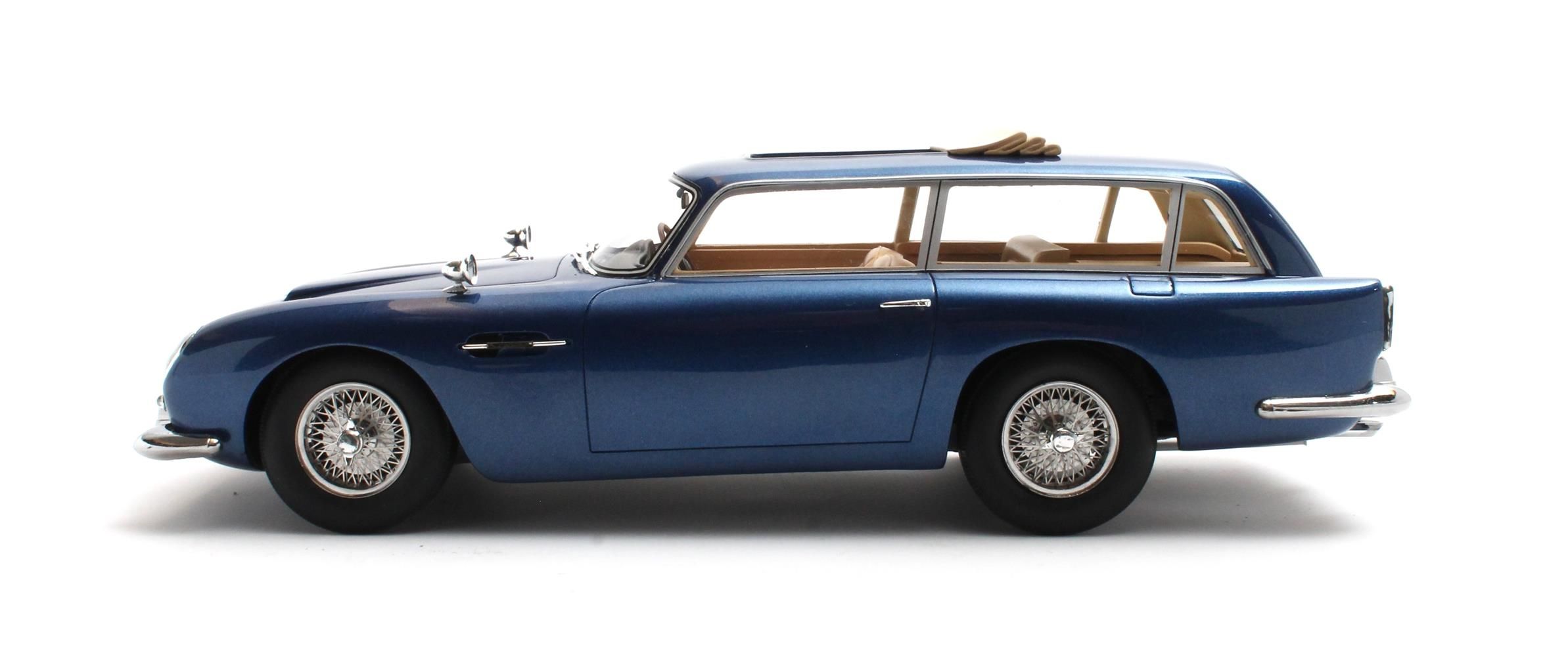 Aston Martin DB5 Shooting Brake by Harold Radford 1964 blue metallic 1 1:18 Cult Scale Models