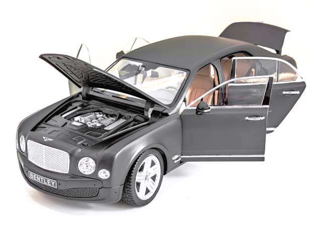 Bentley Mulsanne 2010 matt black 1:18 Rastar