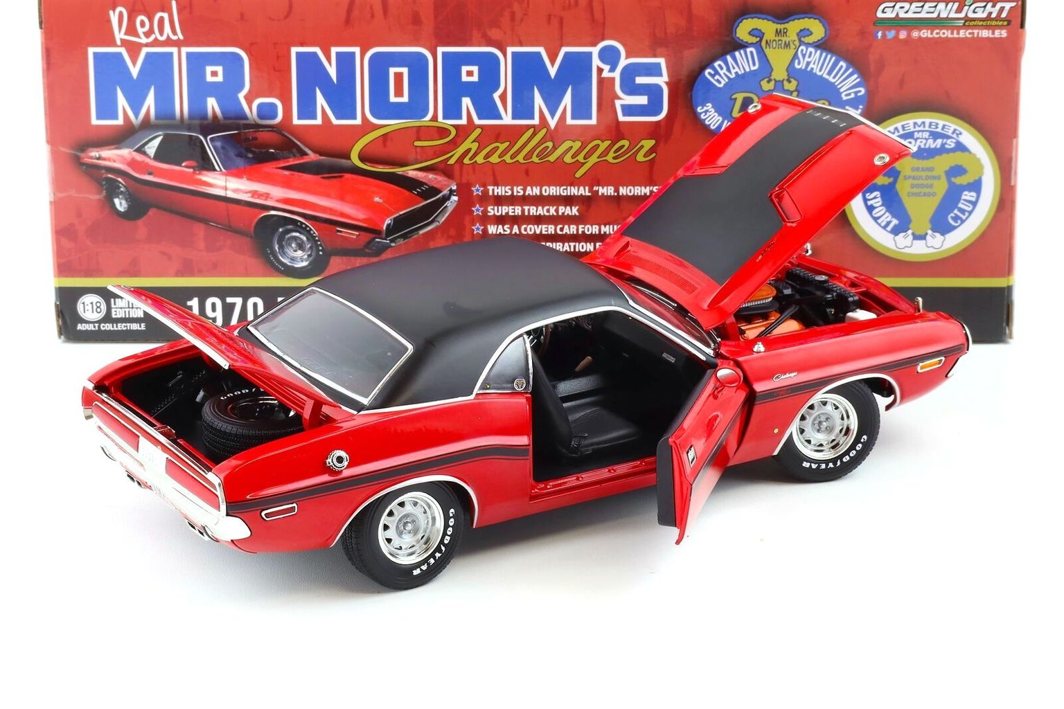 Dodge Challenger R/T 440 Six-Pack *Mr. Norm's Grand Spaulding Dodge* 1970 red/black interior 1:18 Greenlight