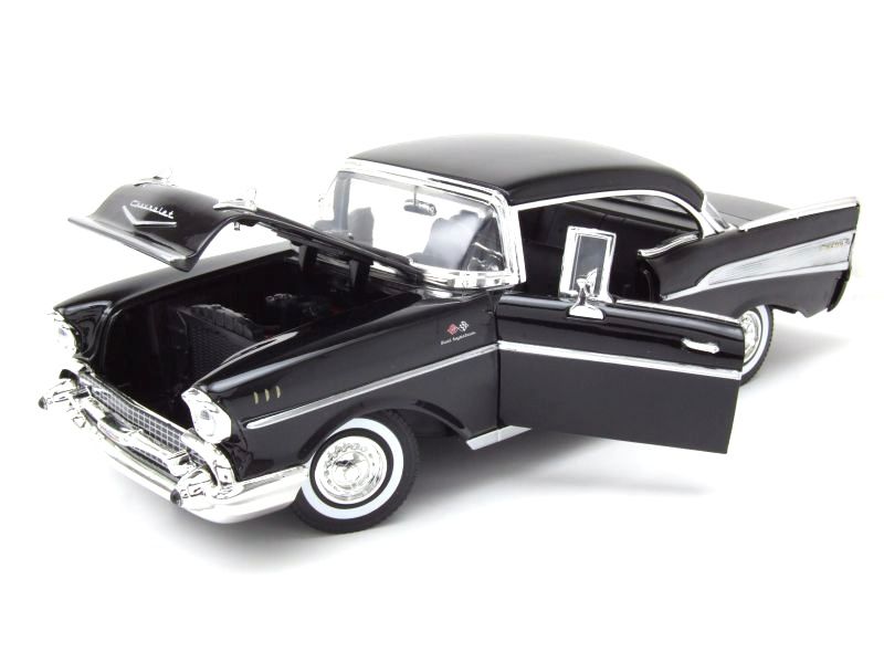 Chevrolet Bel Air 1955 black 1:18 Motor Max