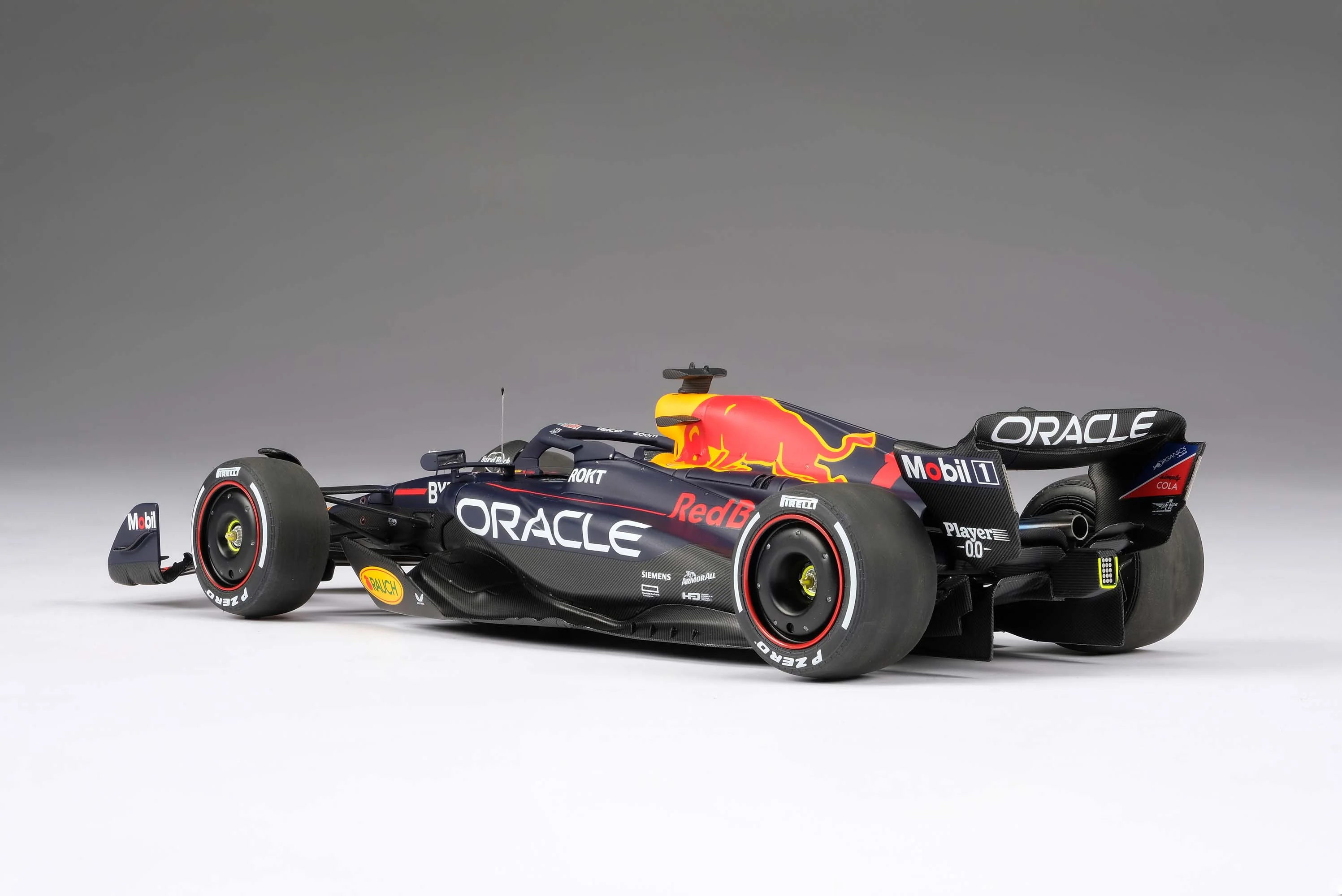 Oracle Red Bull Racing RB19 #1 M.Verstappen Season 2023 1:18 Amalgam