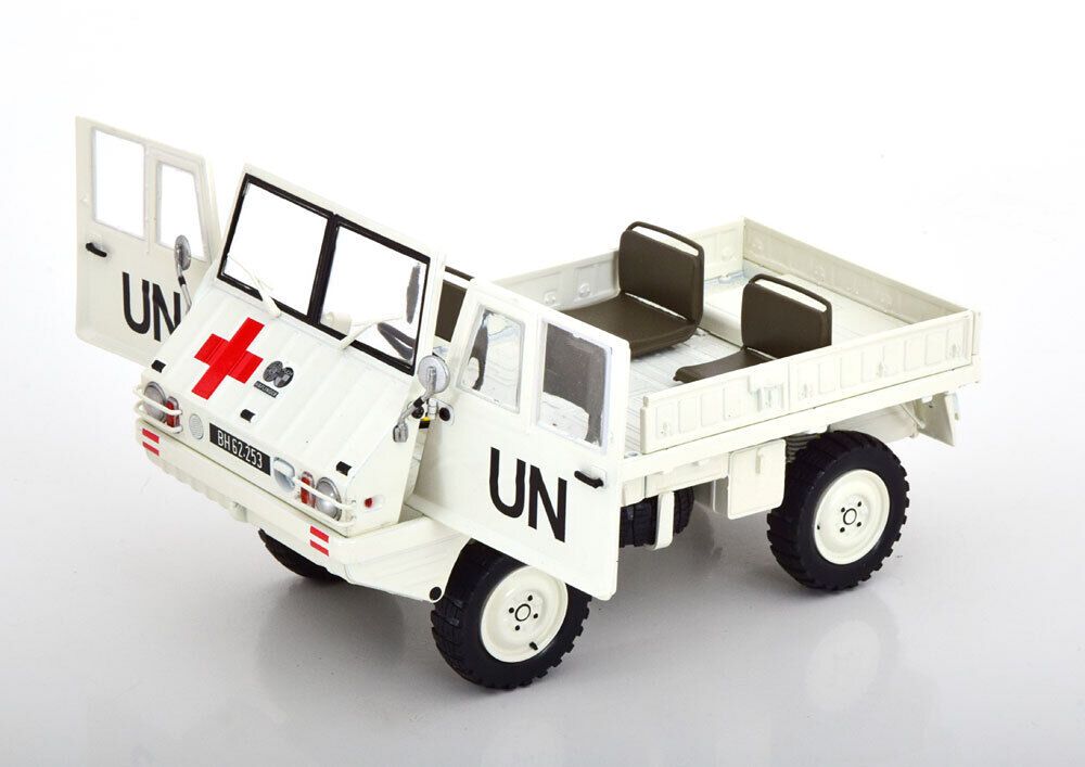 Steyr Puch Haflinger Un Ambulance 1975 white 1:18 Schuco
