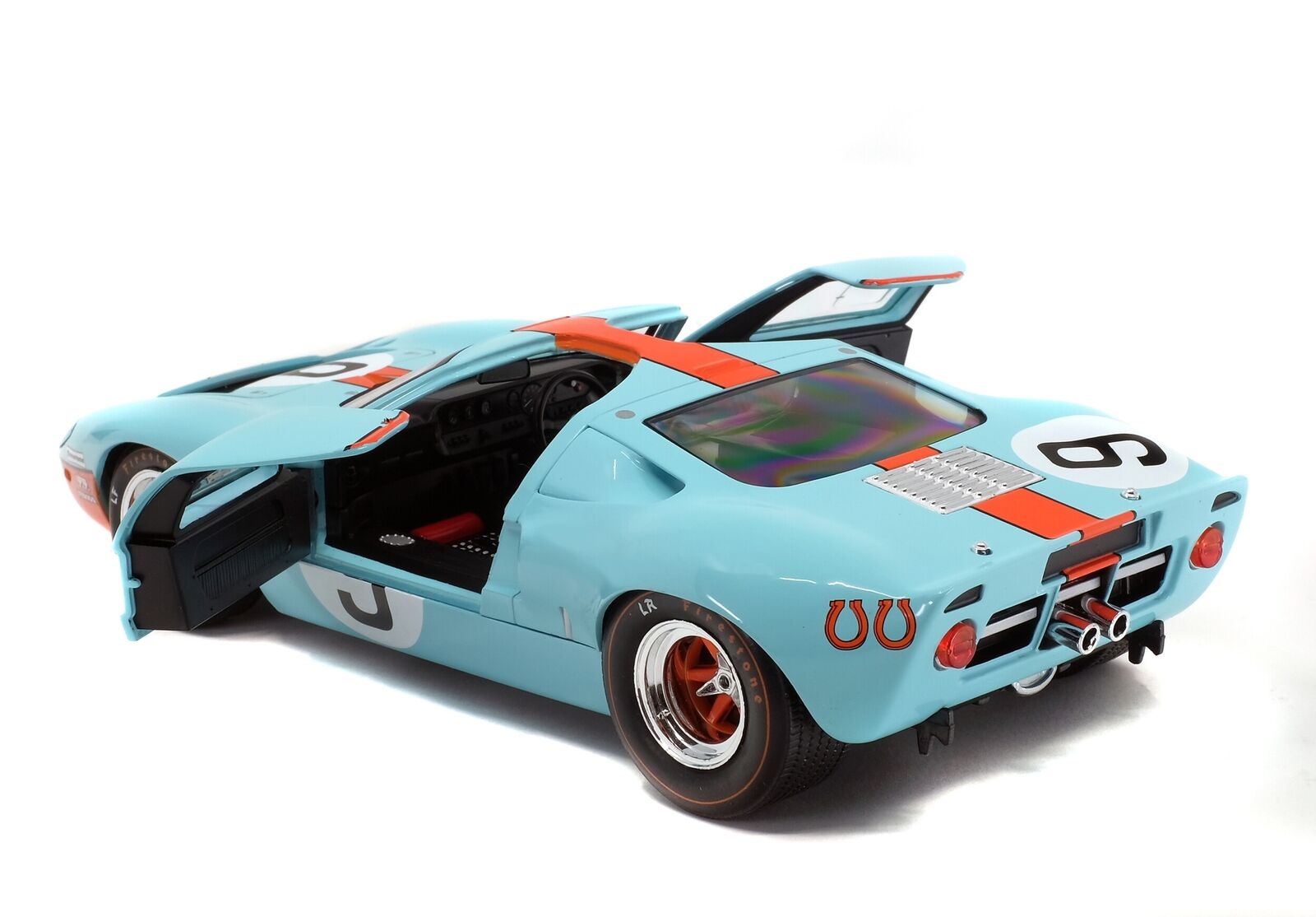Ford GT 40 MK I Winner Le Mans 1968 1:18 Solido