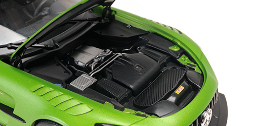 Mercedes-AMG GT Black Series 2021 matt green metallic 1:18 Minichamps 
