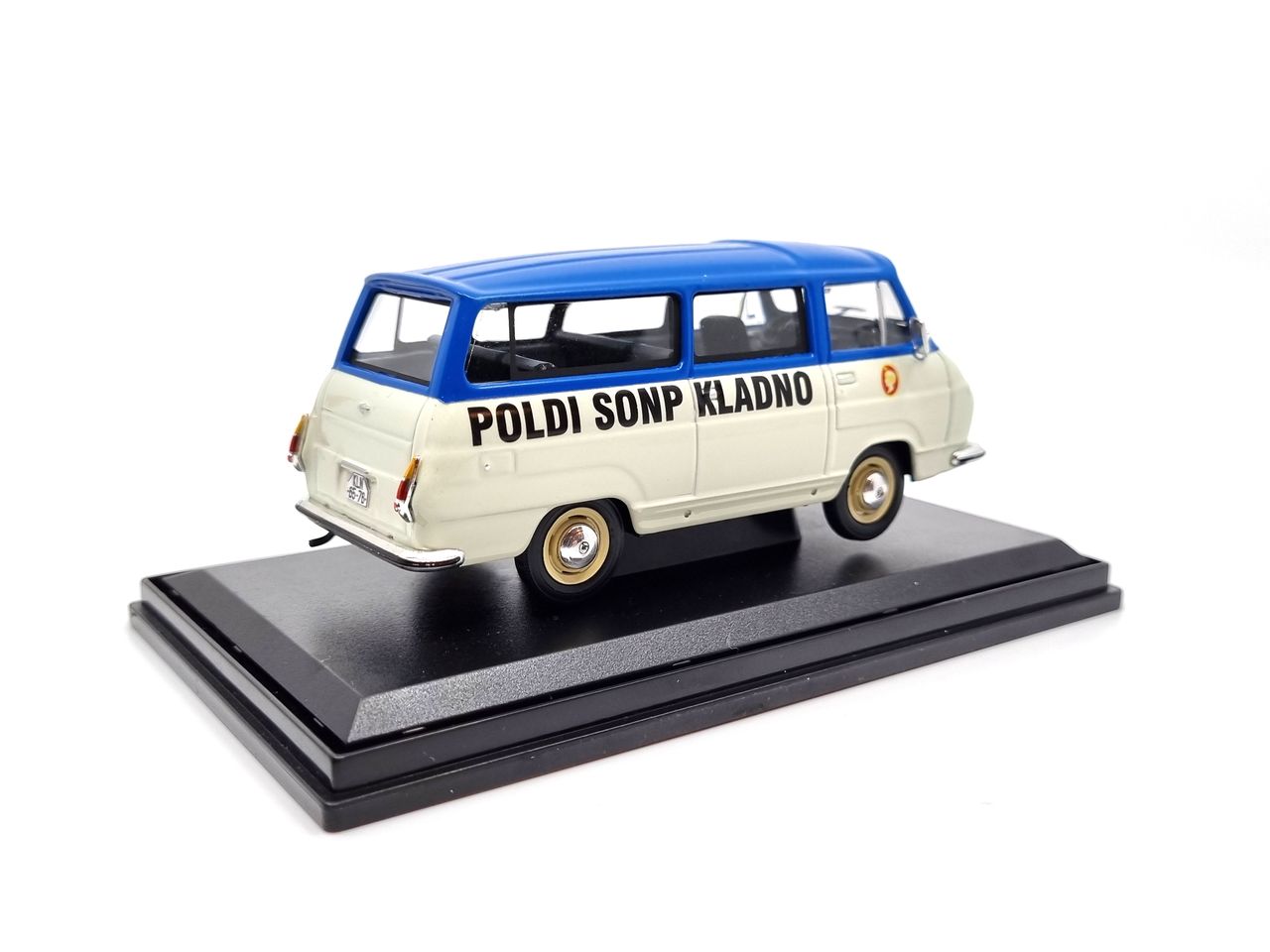 Škoda 1203 Poldi SONP Kladno limitovaná edice "Hokej 88" 1:43 Svět autíček