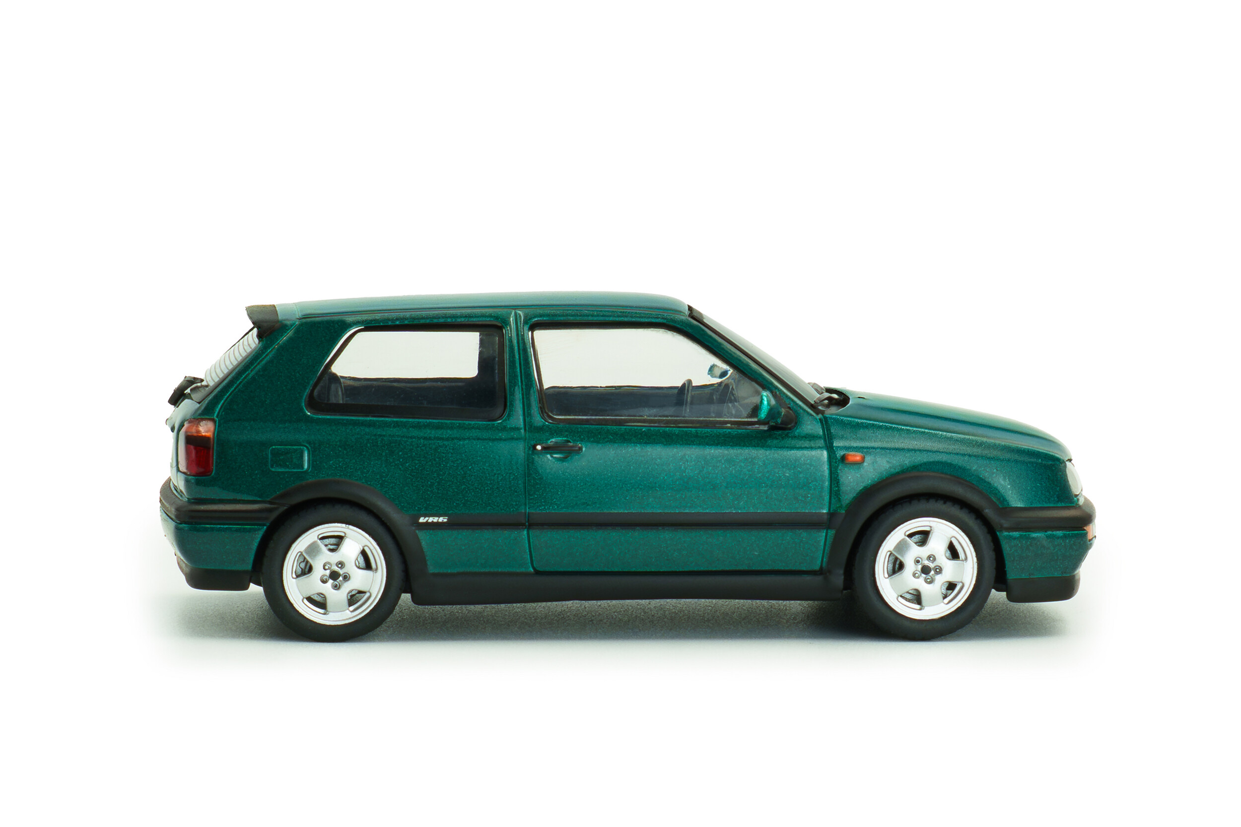 Volskwagen Golf MKIII VR6 1994 green 1:43 Solido